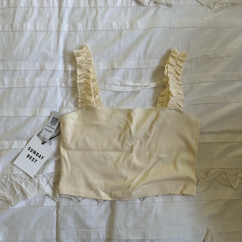 ** NWT ** SUNDAY BEST CROP TANK